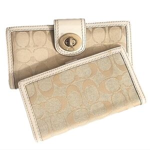 😍 Y2K Coach Chalk White Khaki Signature Turnlock Envelope Checkbook Wallet